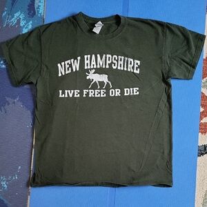 New Hampshire Dark Green Short-sleeve T-Shirt